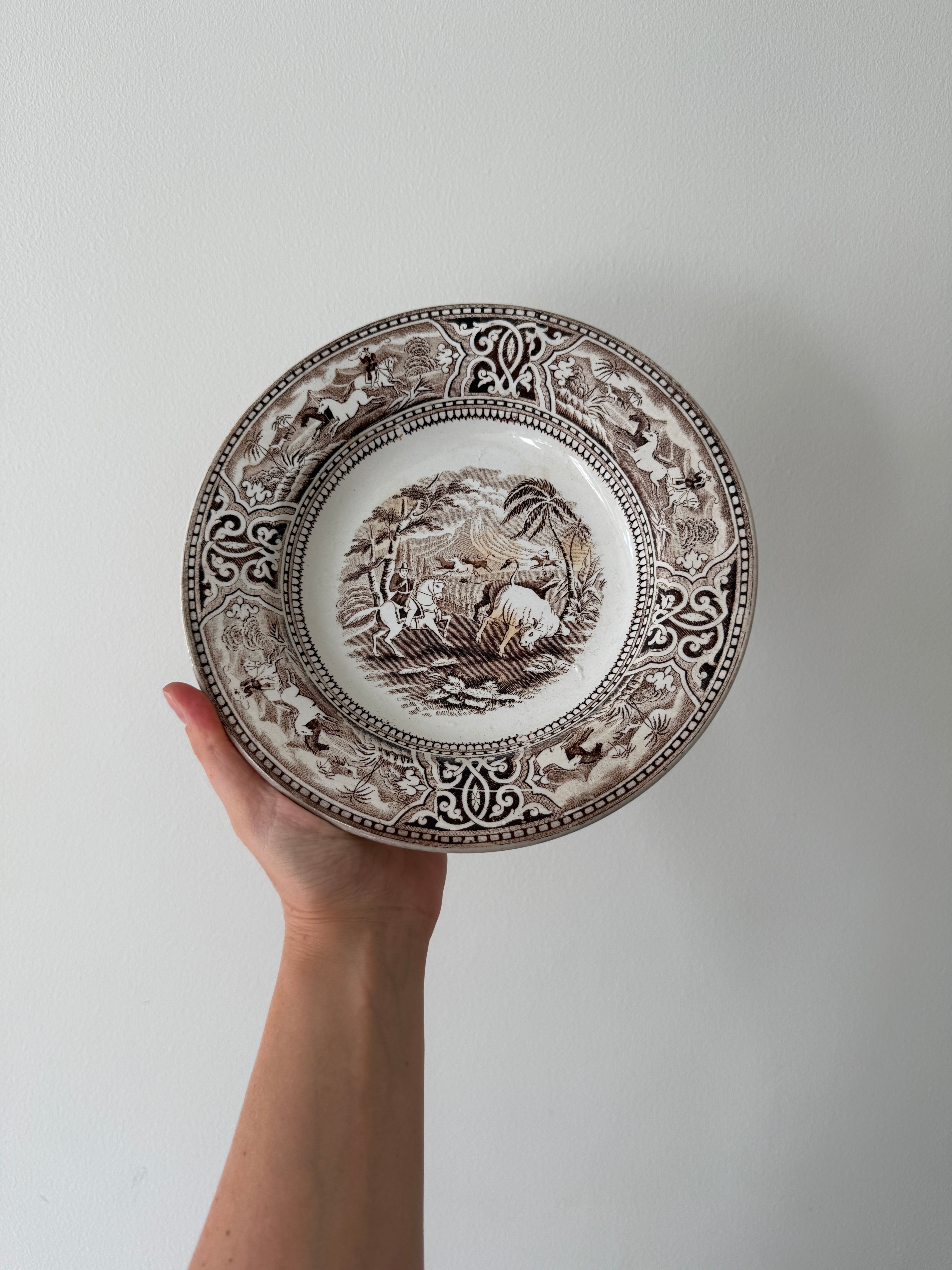 Antique wall plate