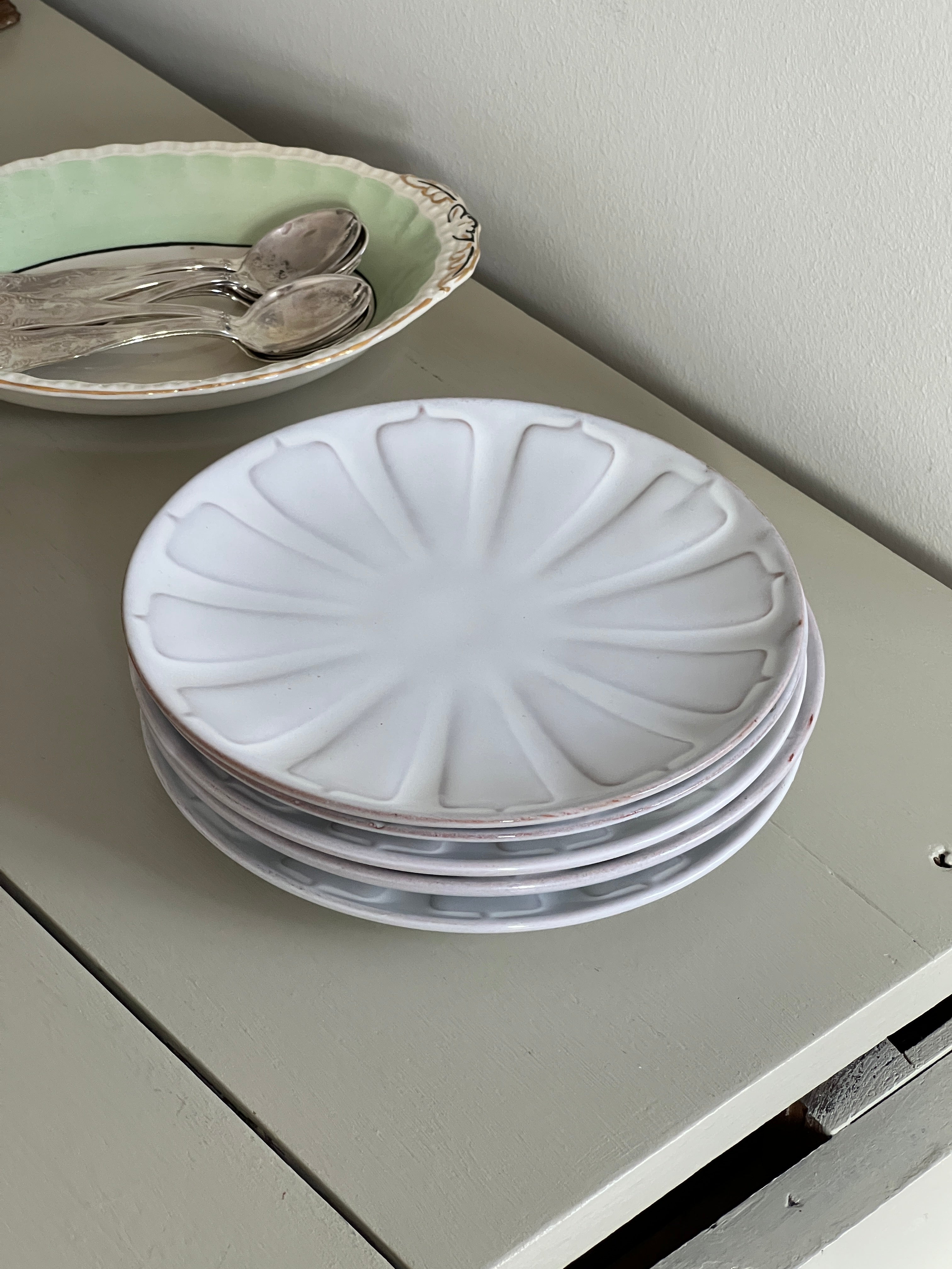 Ceramic plates (5 pcs)