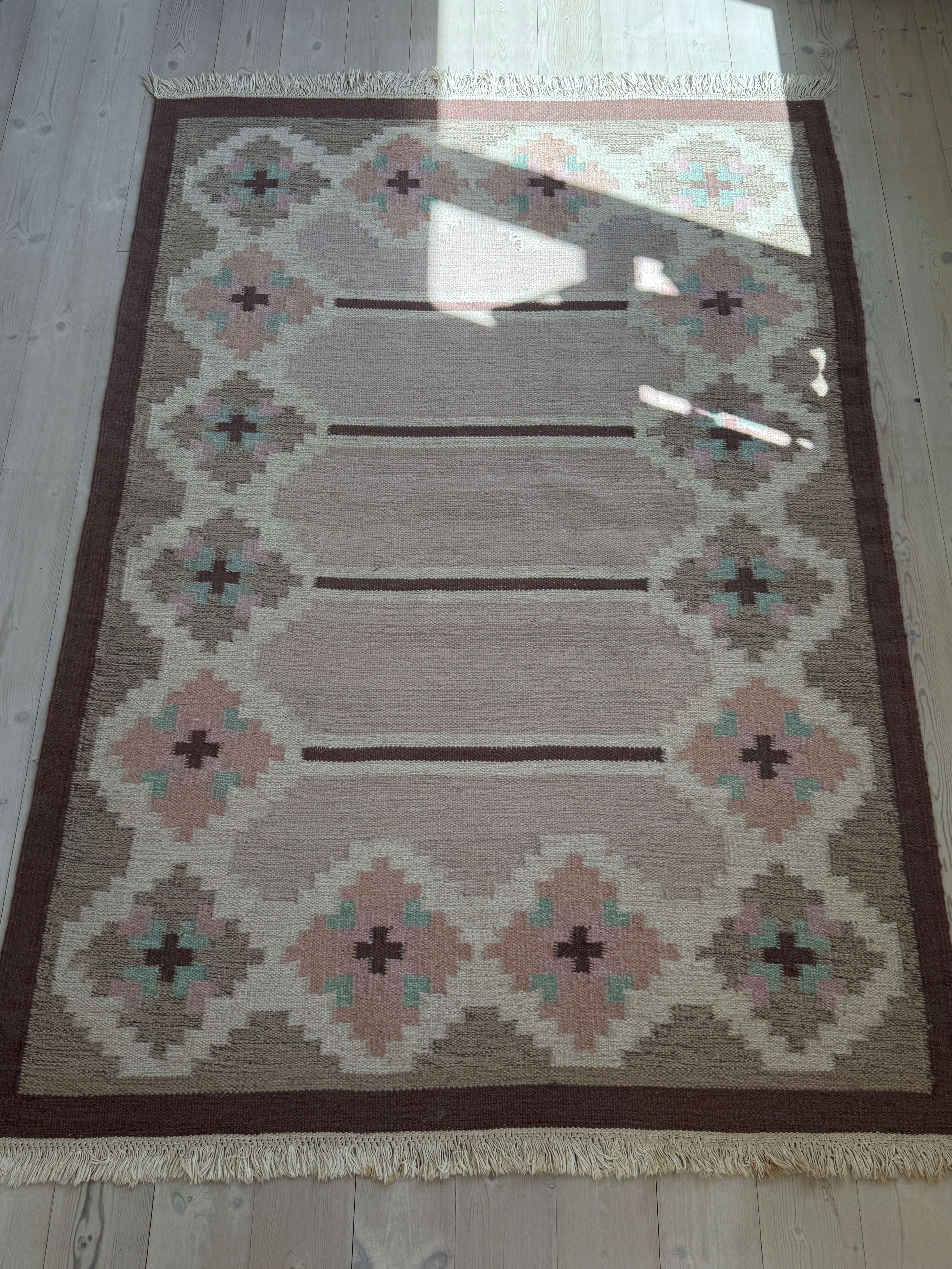 Flatweave rug