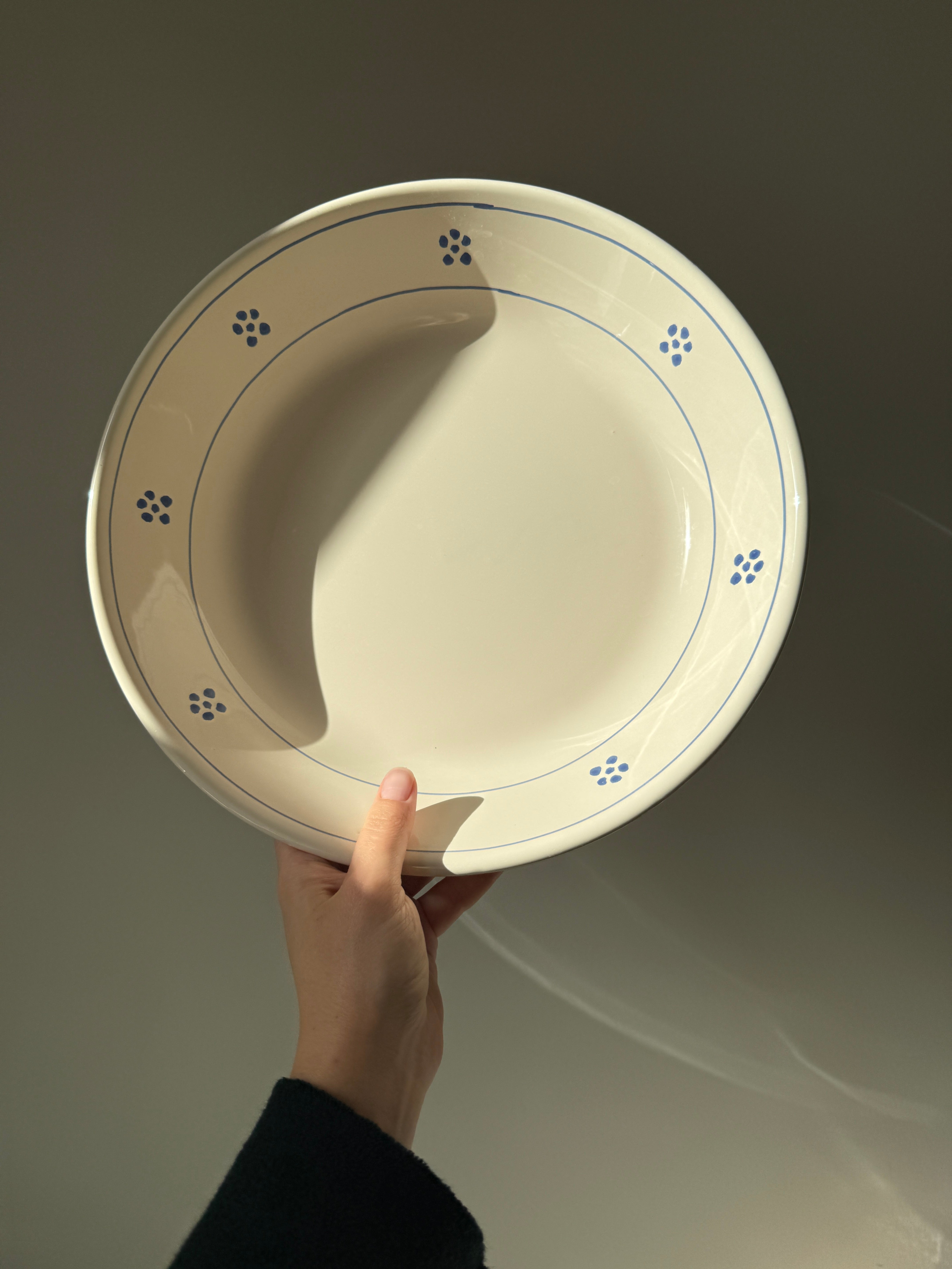 Ceramic serving platter