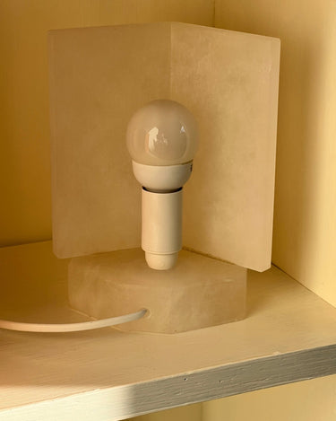 Alabaster table lamp - NEROLI