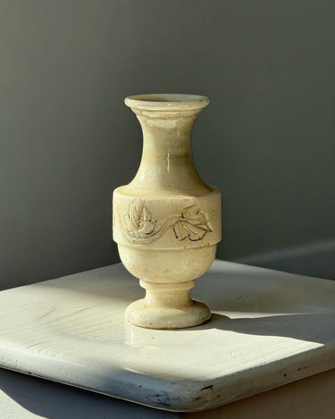 Alabaster vase - NEROLI