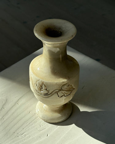 Alabaster vase - NEROLI