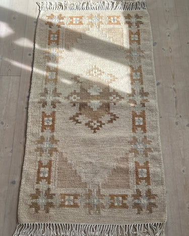Almond flatweave rug - NEROLI