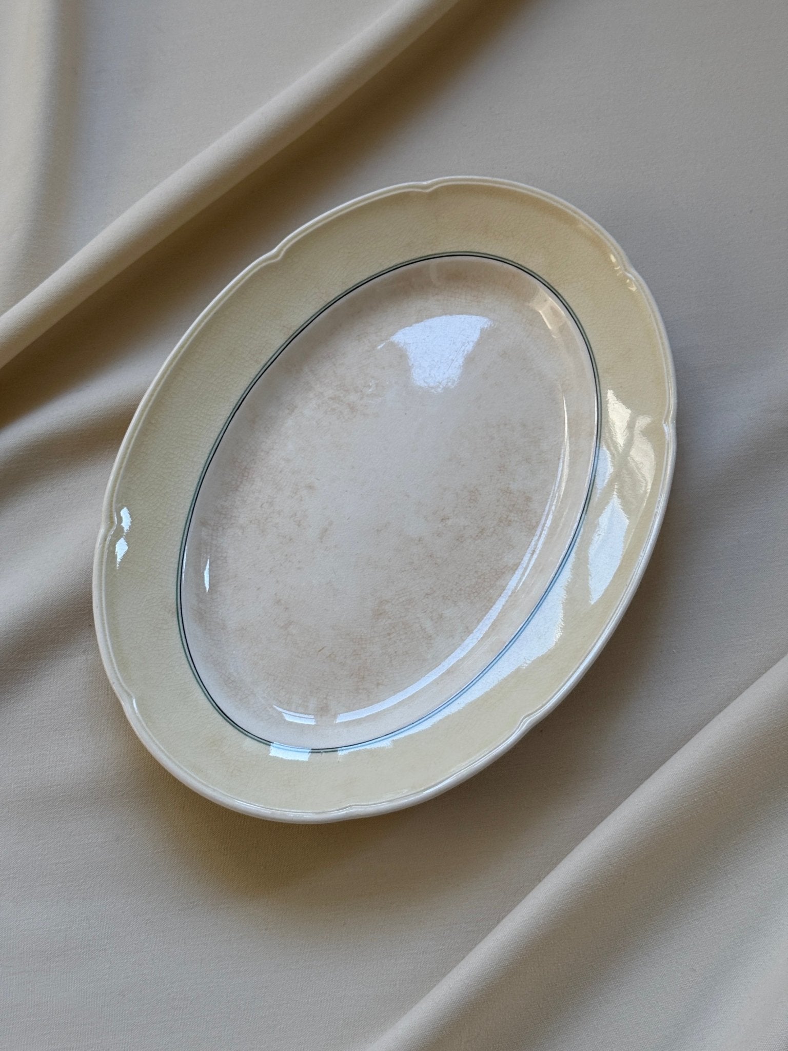 Aluminia platter - NEROLI