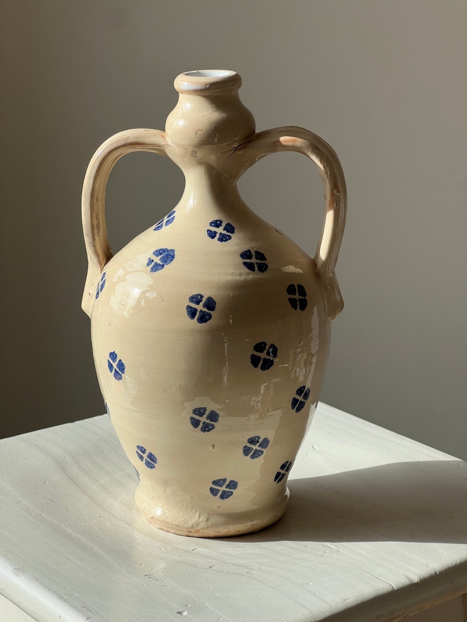 Amphora vase - NEROLI