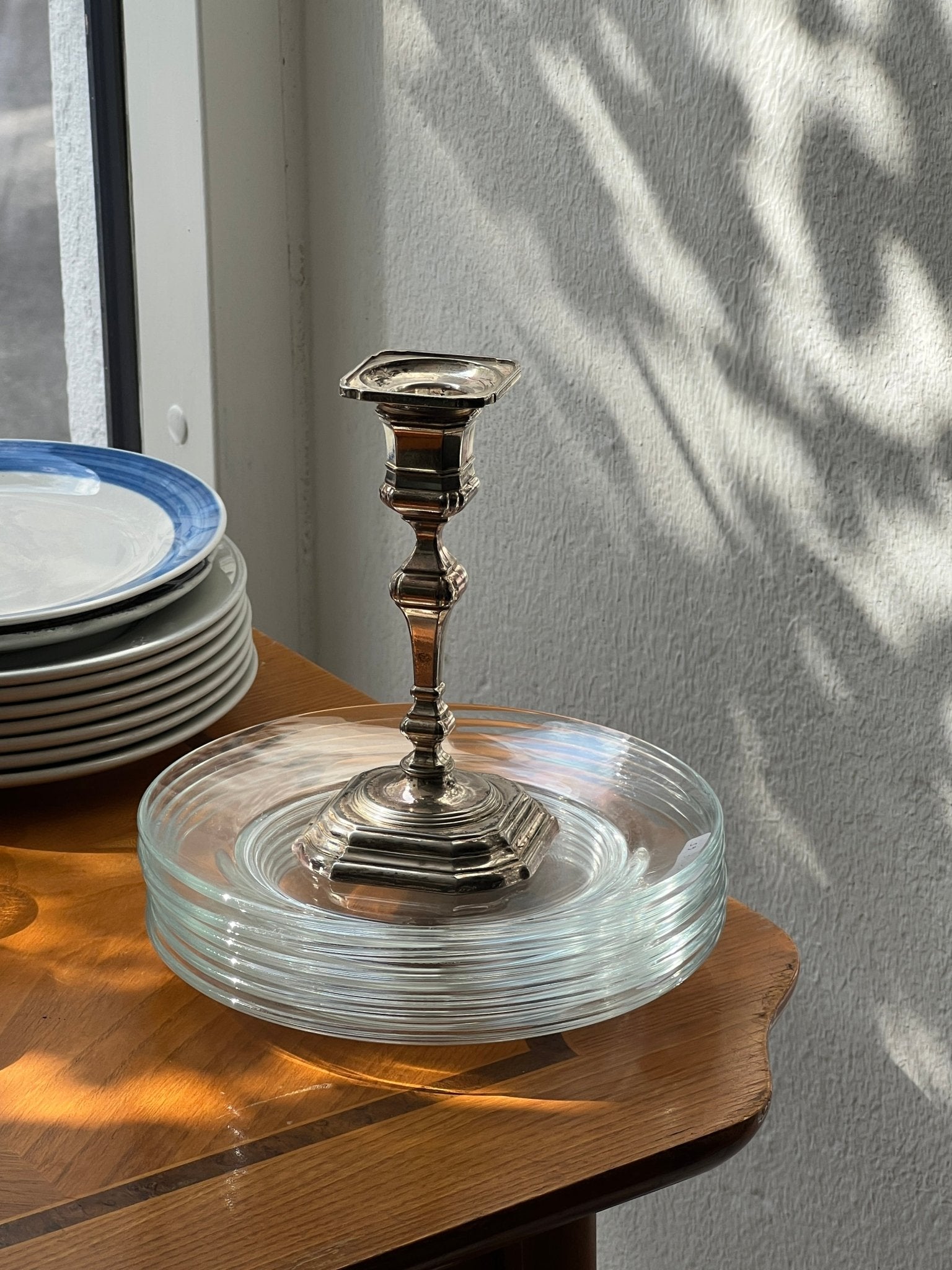 Angular candlestick - NEROLI