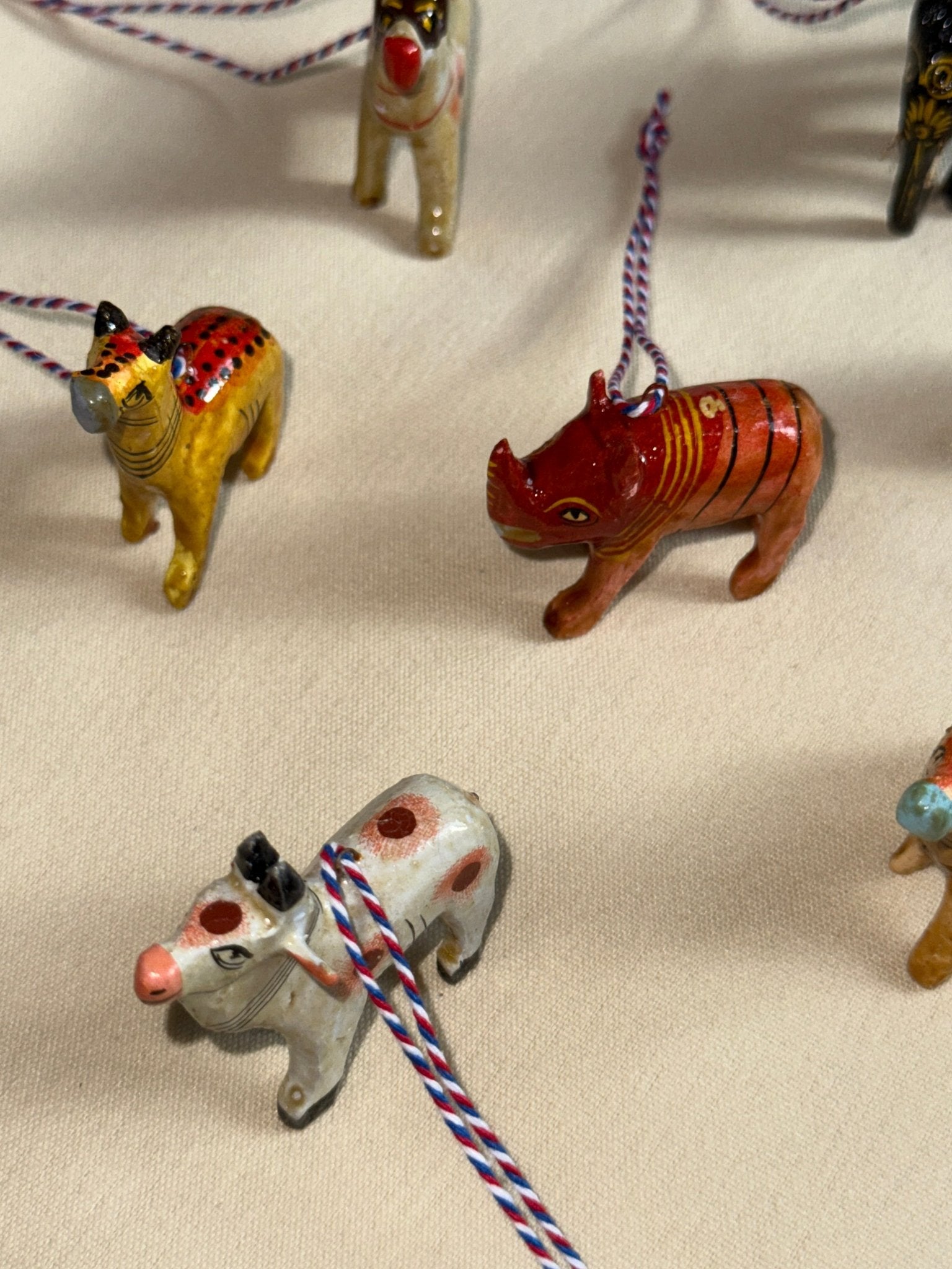 Animal ornament - NEROLI