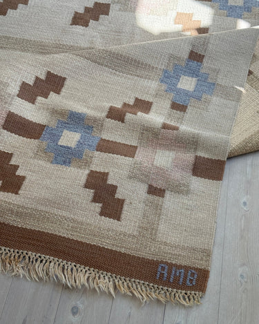 Ann - Marie Boberg flatweave rug - NEROLI