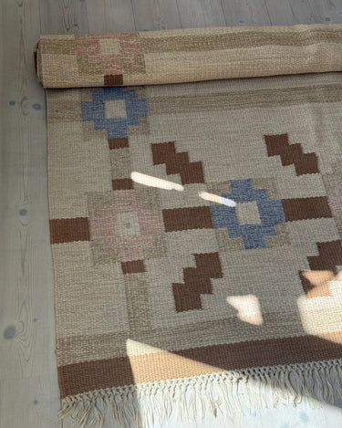 Ann - Marie Boberg flatweave rug - NEROLI