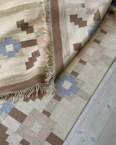 Ann - Marie Boberg flatweave rug - NEROLI