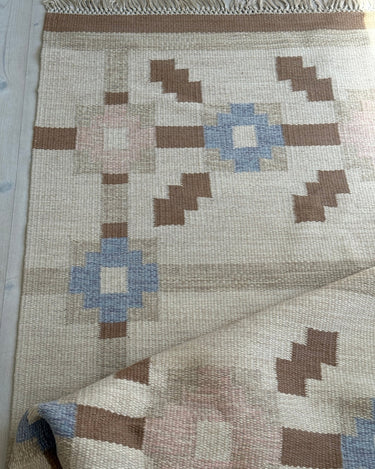 Ann - Marie Boberg flatweave rug - NEROLI