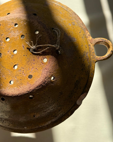 Antique colander - NEROLI