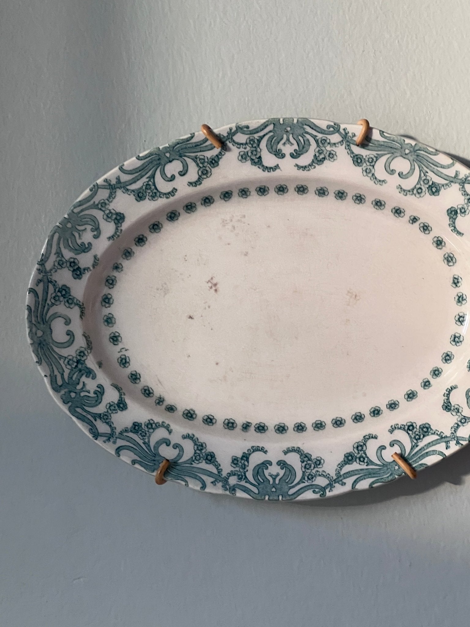 Antique dish - NEROLI