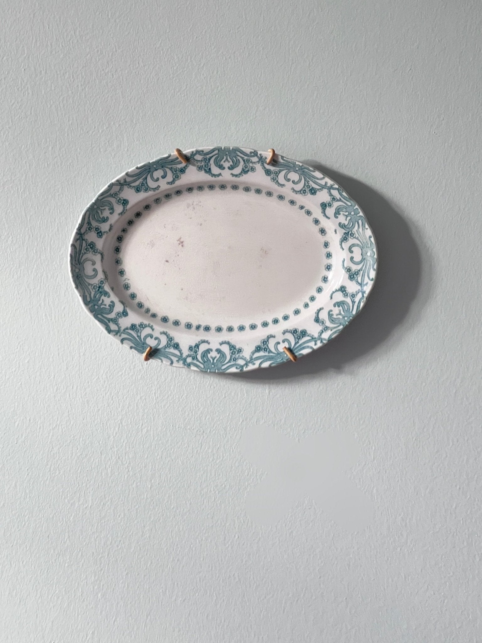 Antique dish - NEROLI