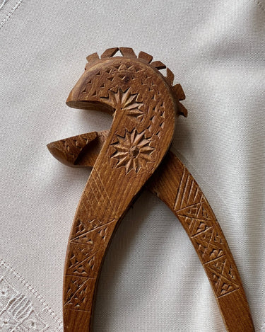 Antique nut cracker - NEROLI