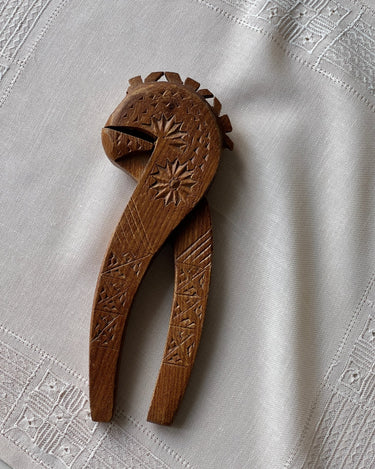 Antique nut cracker - NEROLI