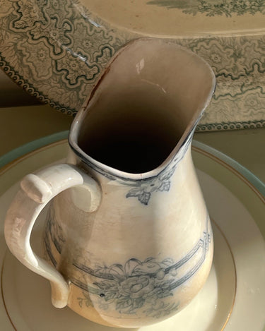 Antique pitcher - NEROLI