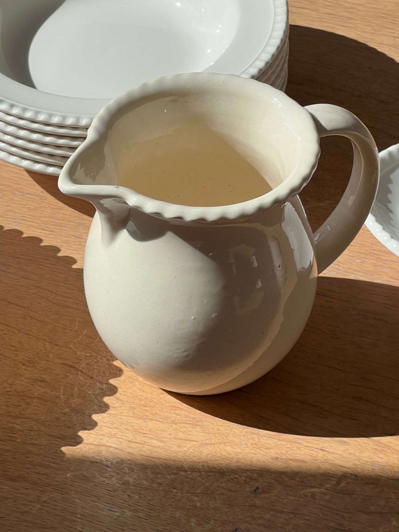 Antique pitcher - NEROLI