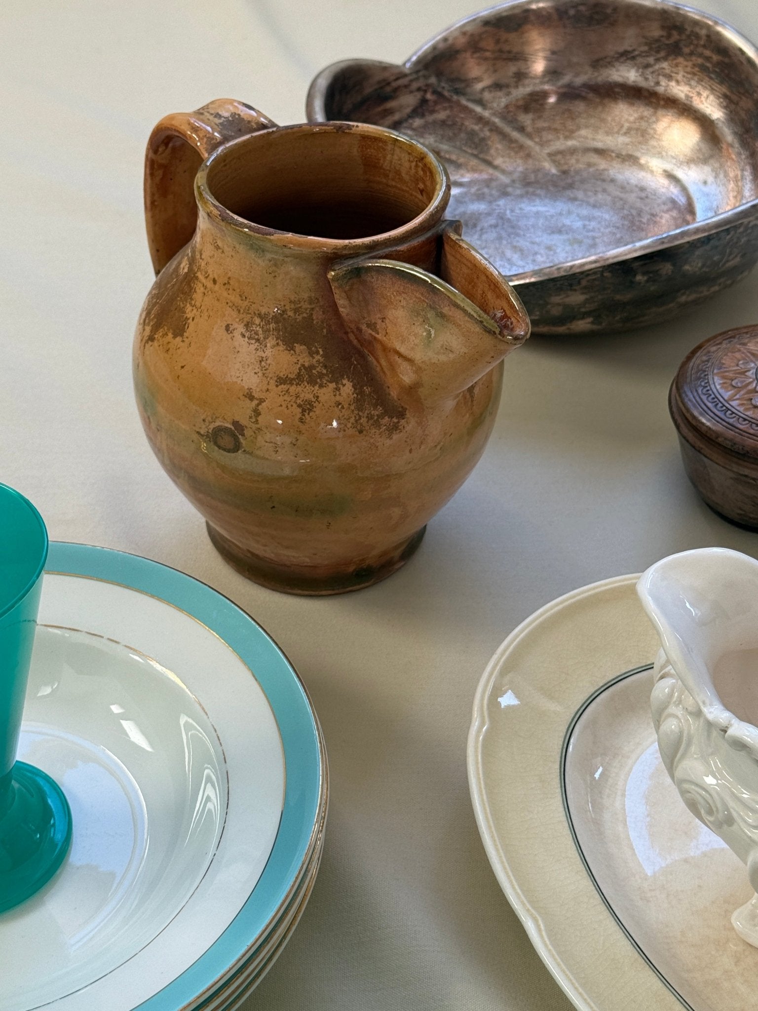 Antique pitcher - NEROLI