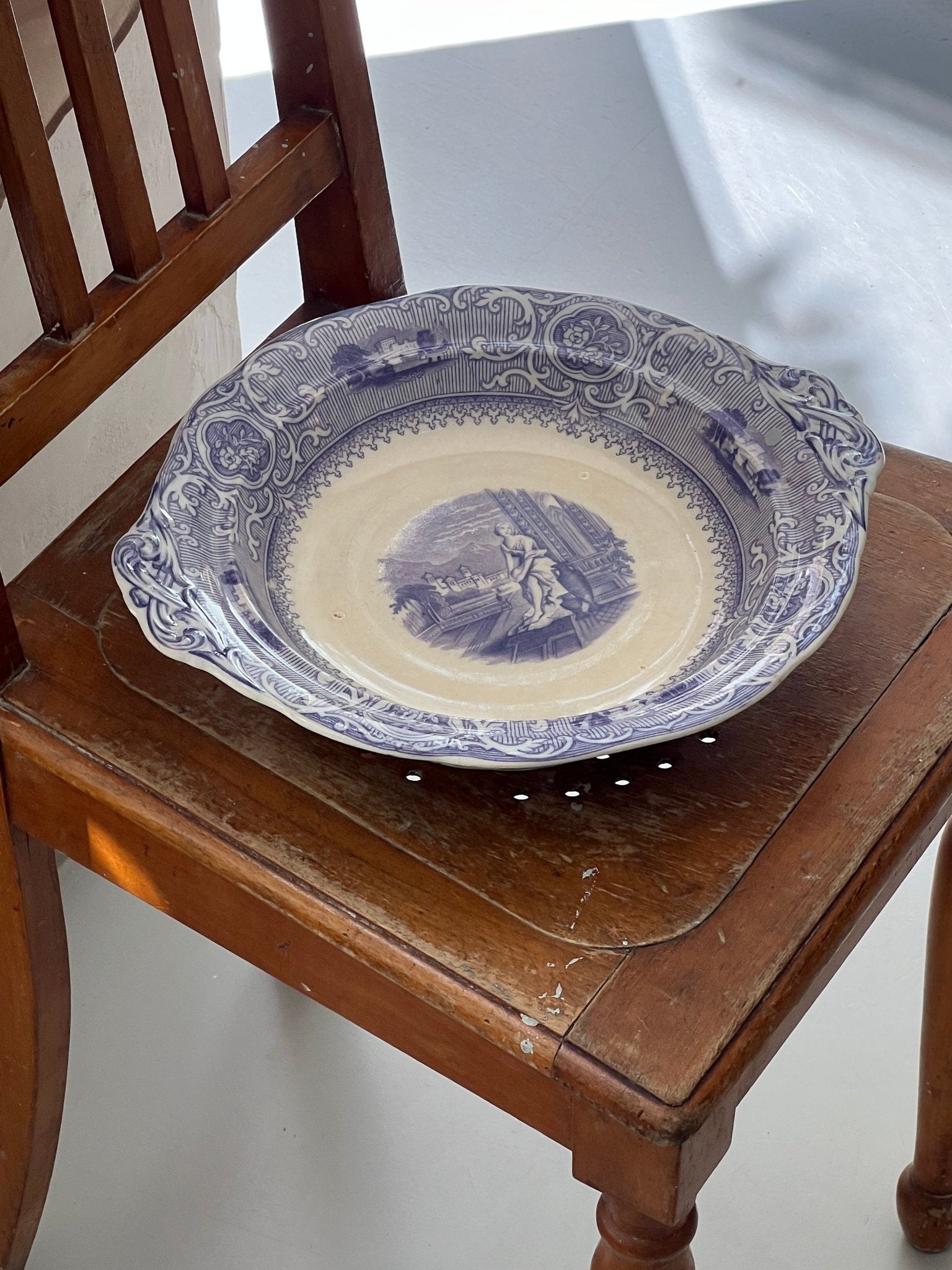 Antique platter - NEROLI