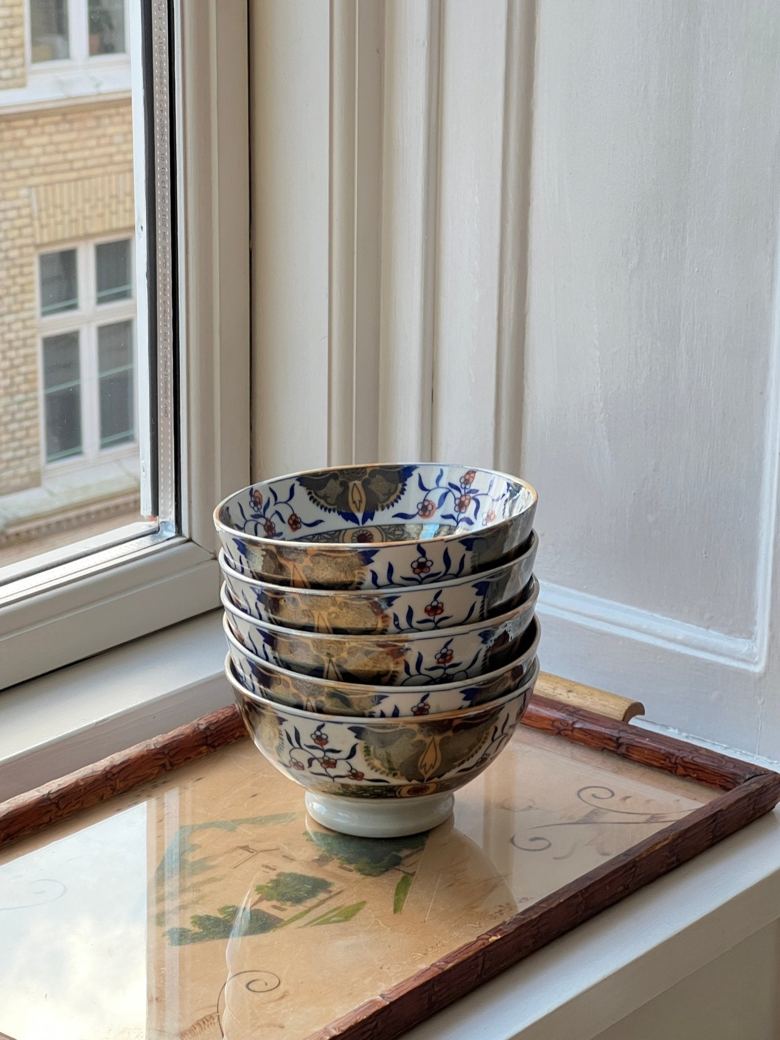 Antique porcelain bowls - NEROLI