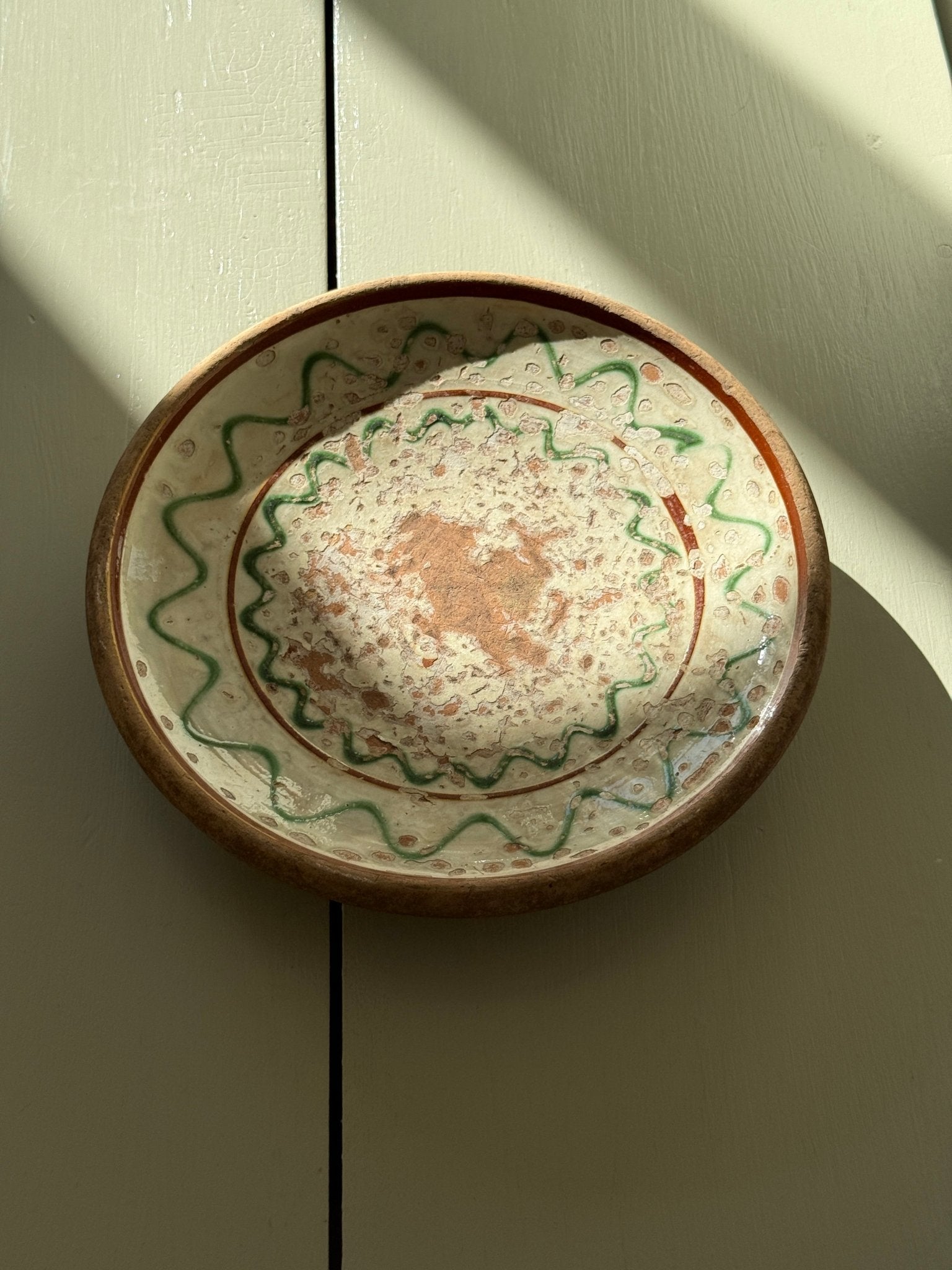 Antique terracotta platter - NEROLI