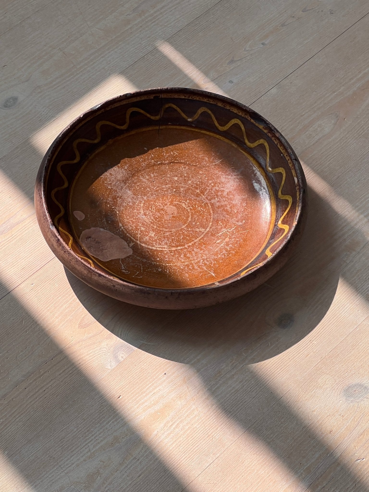 Antique terracotta platter - NEROLI