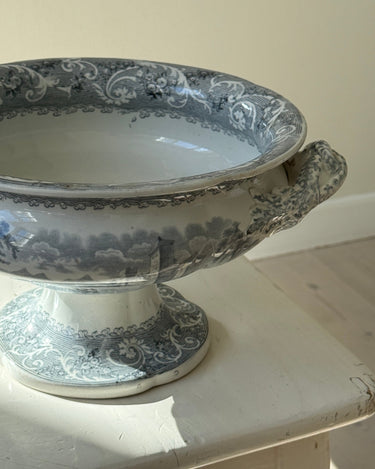 Antique tureen - NEROLI