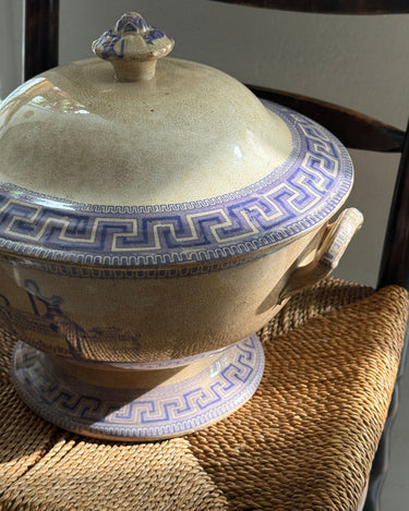 Antique tureen - NEROLI