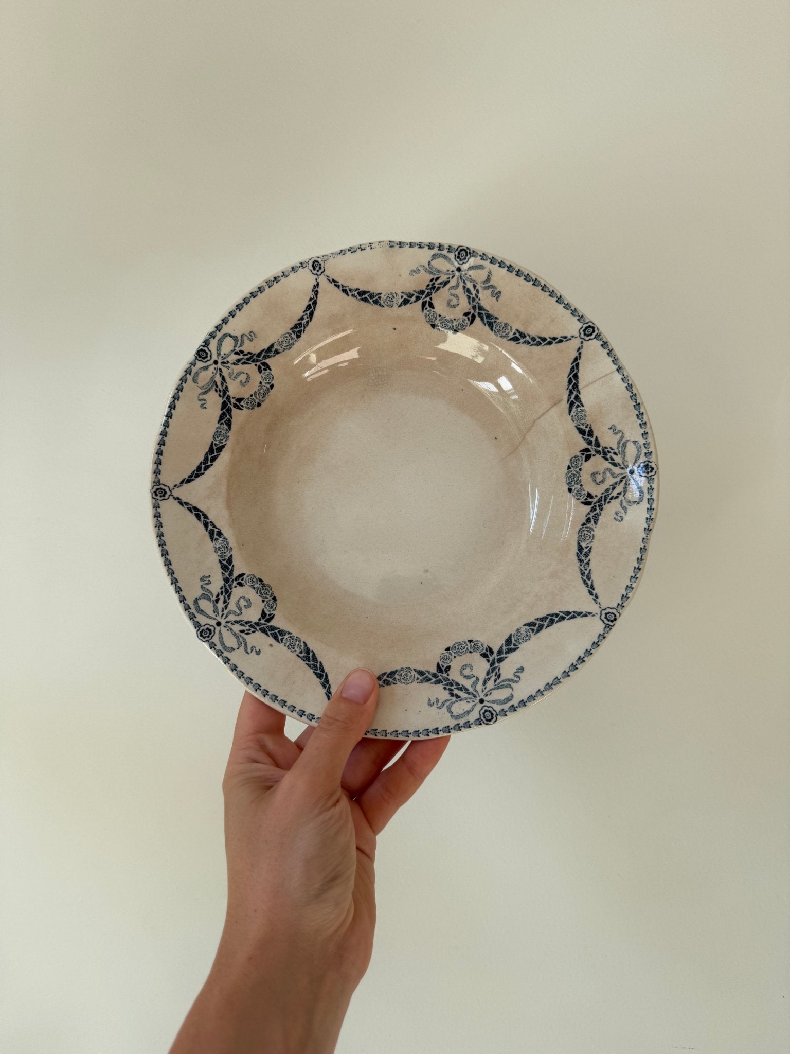 Antique wall plate - NEROLI