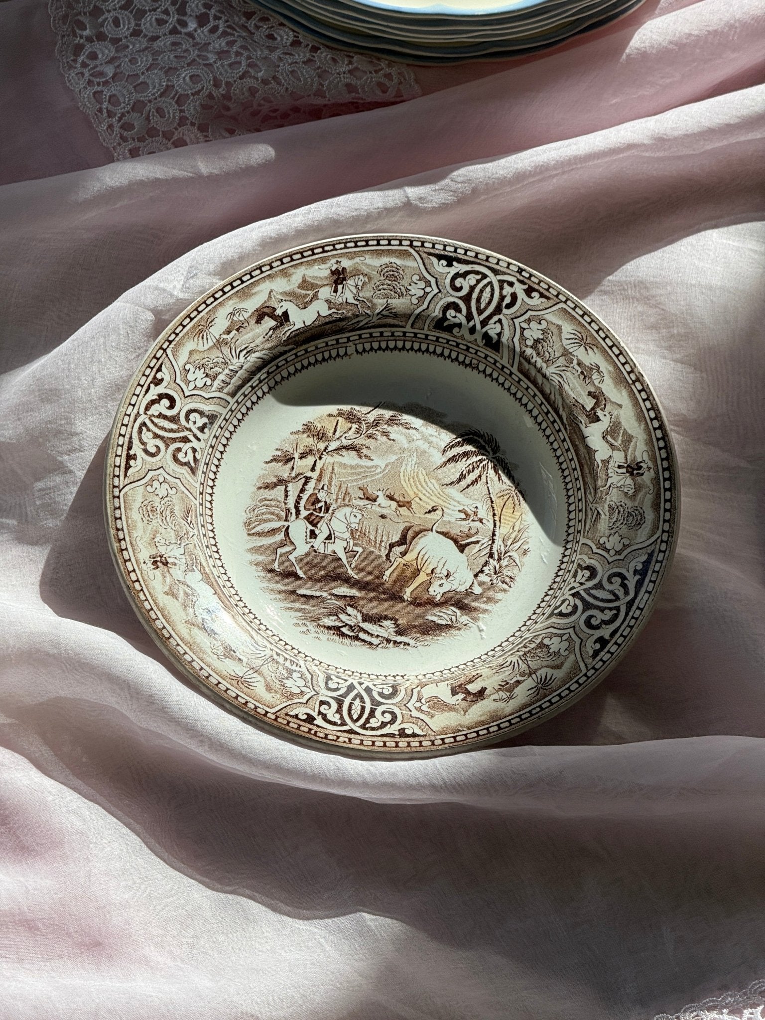 Antique wall plate - NEROLI