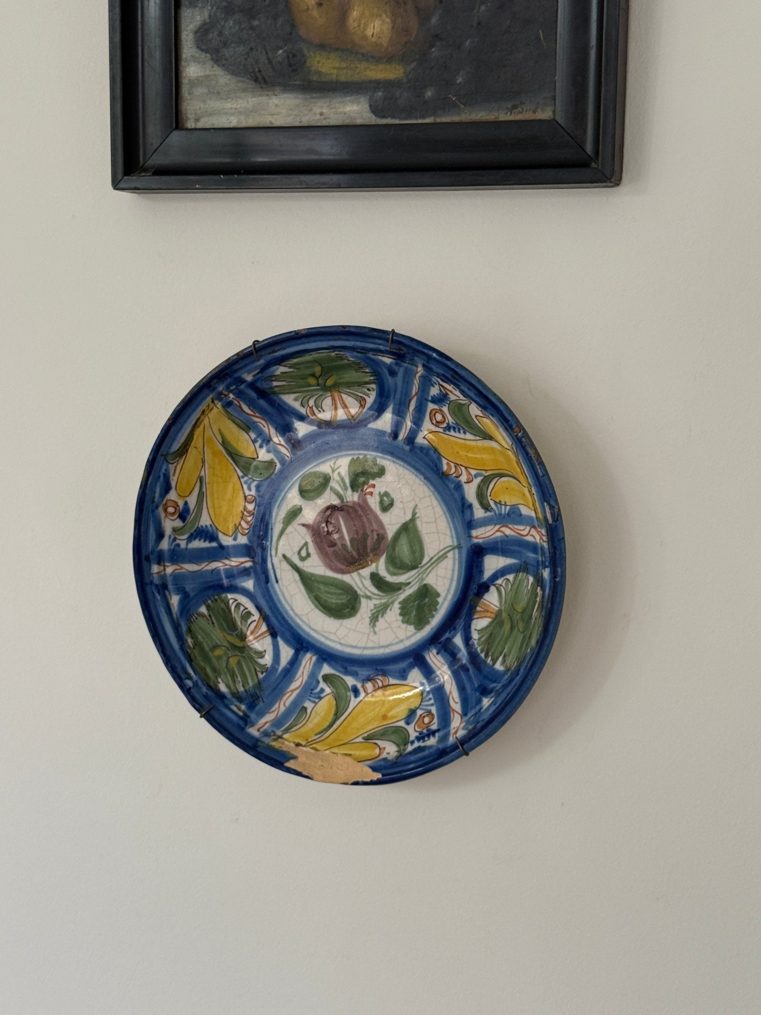 Antique wall platter - NEROLI