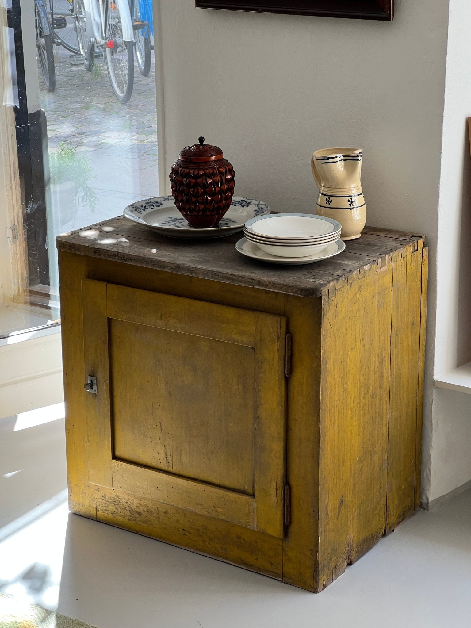 Antique wooden refrigerator - NEROLI