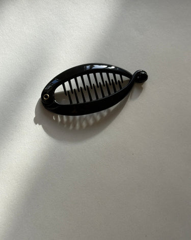 Banana hair clip - NEROLI