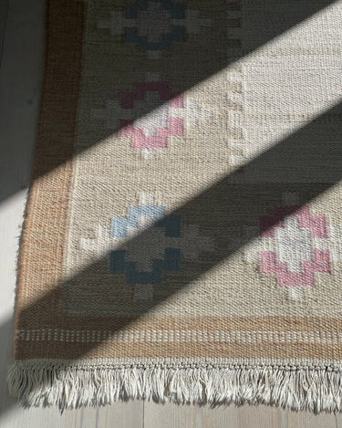Beige flatweave rug - NEROLI