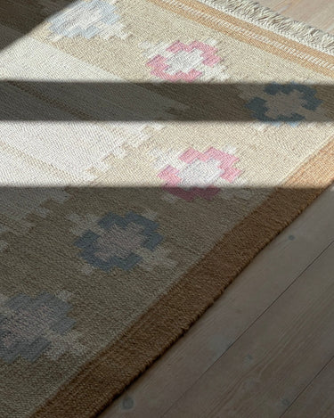 Beige flatweave rug - NEROLI