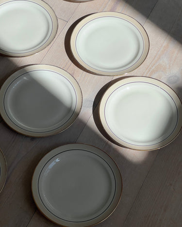 Beige stripe cake plates (2 pcs left) - NEROLI