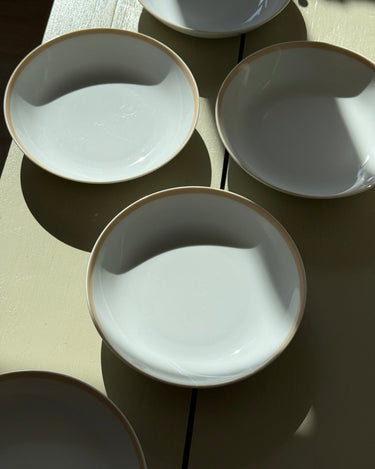 Beige striped pasta plates (11 pcs) - NEROLI