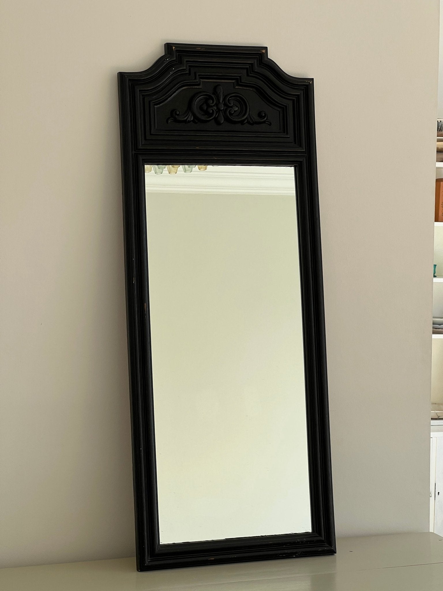 Black - painted mirror - NEROLI
