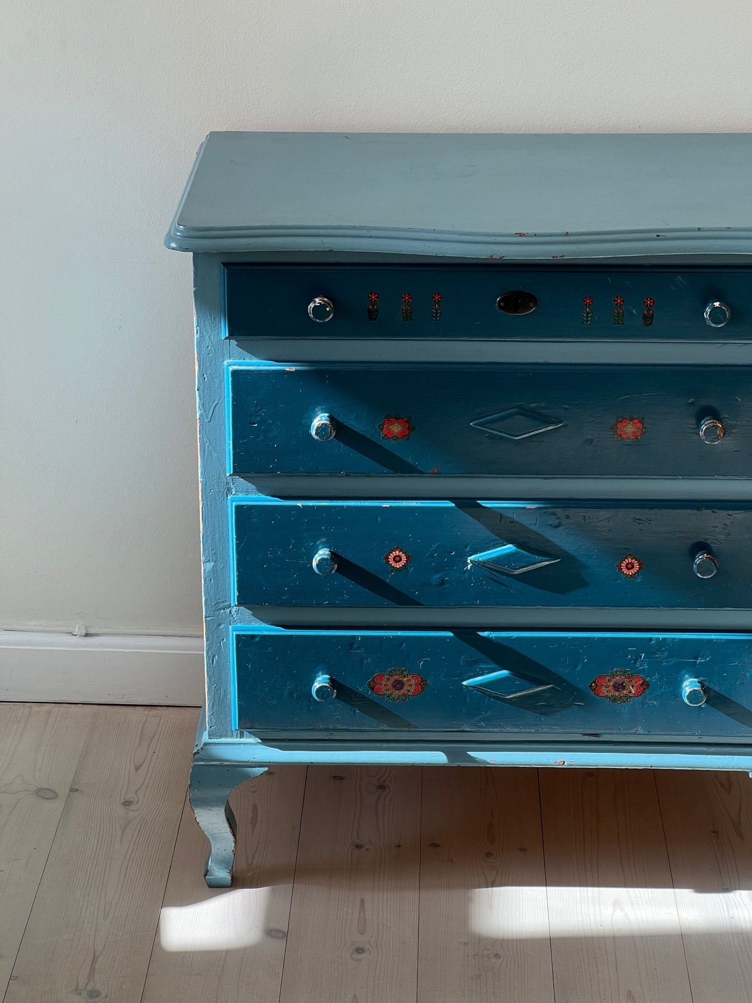 Blue drawer - NEROLI
