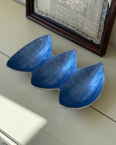 Blue enamel platter - NEROLI