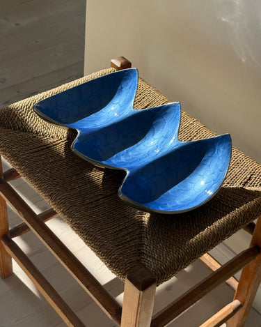 Blue enamel platter - NEROLI