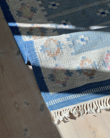 Blue flatweave rug - NEROLI