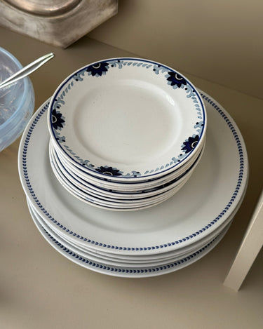 Blue floral cake plates (10 pcs) - NEROLI