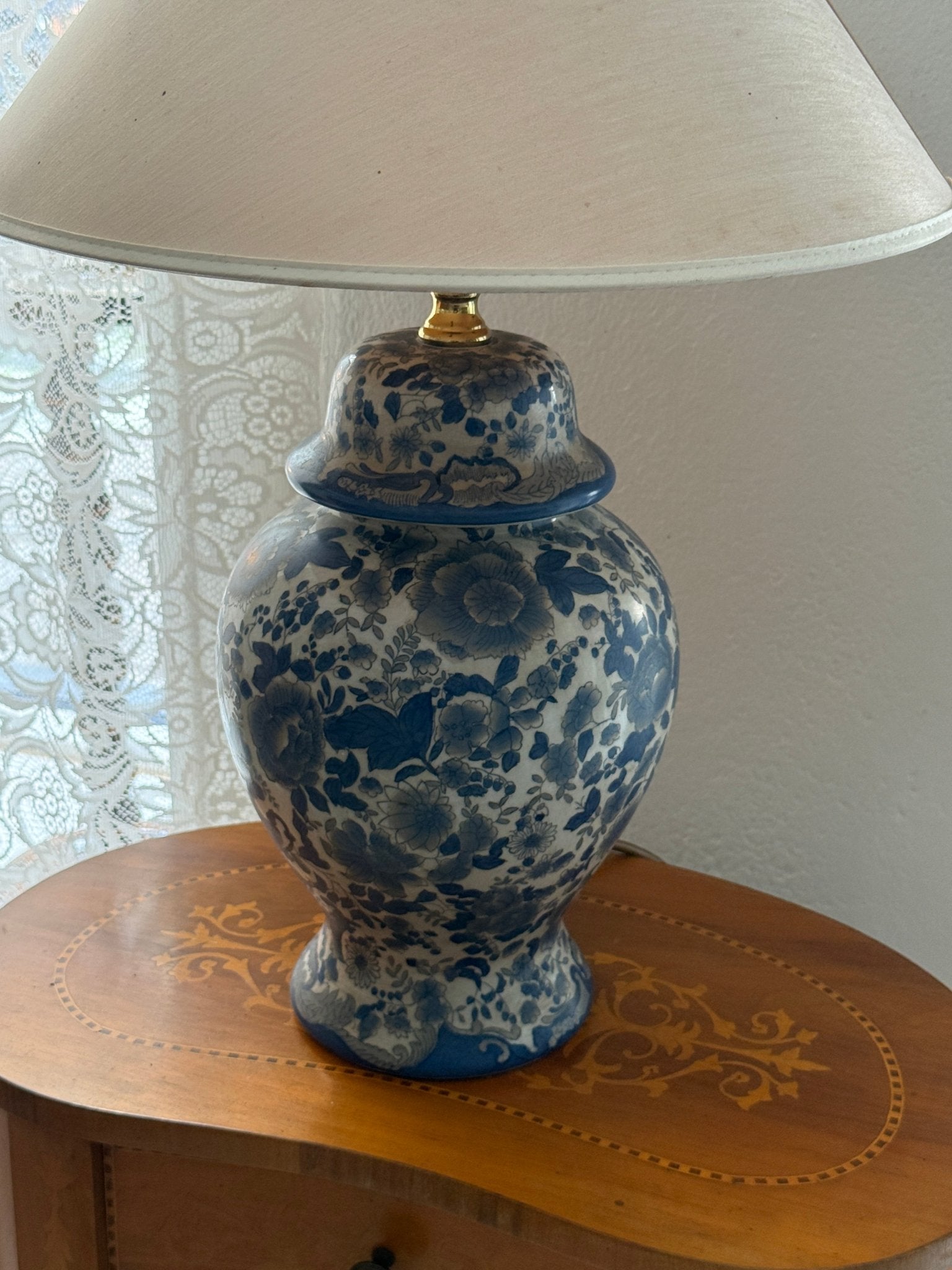 Blue floral table lamp - NEROLI