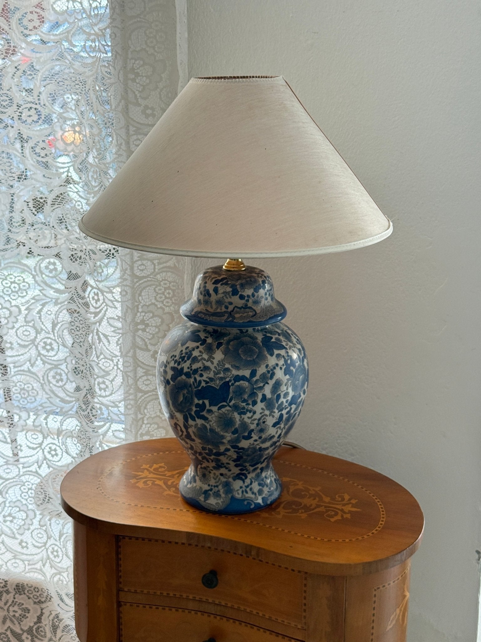 Blue floral table lamp - NEROLI