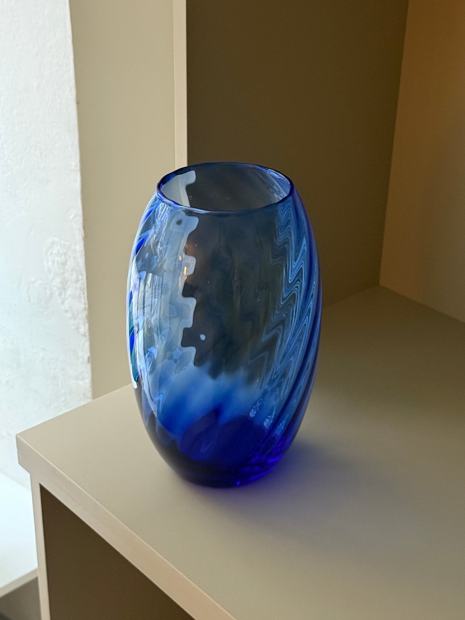 Blue glass vase - NEROLI