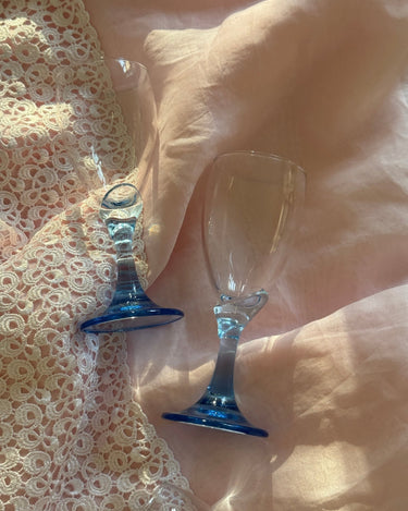 Blue stemmed wine glasses (4 pcs) - NEROLI