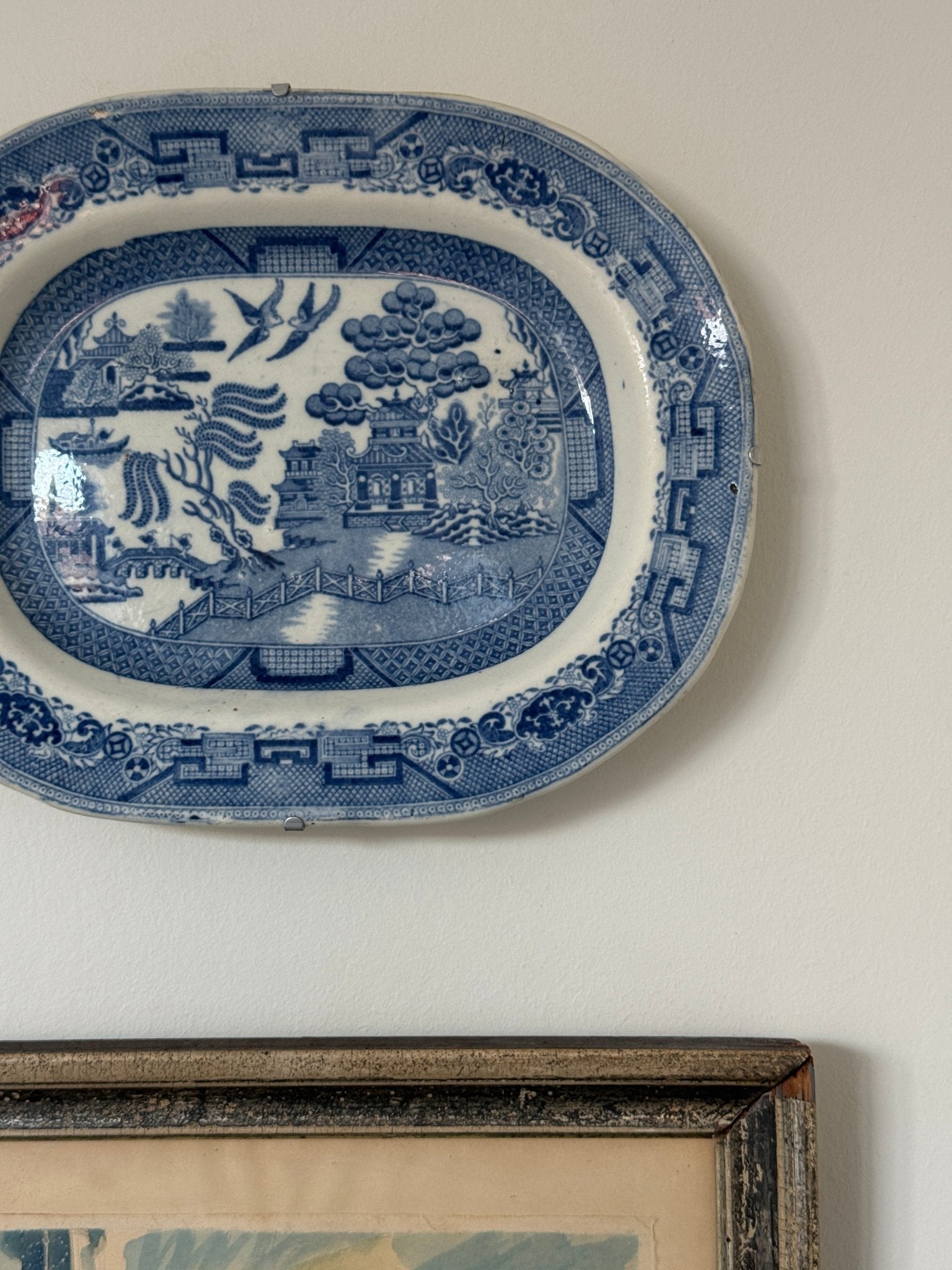 Blue Willow wall platter - NEROLI